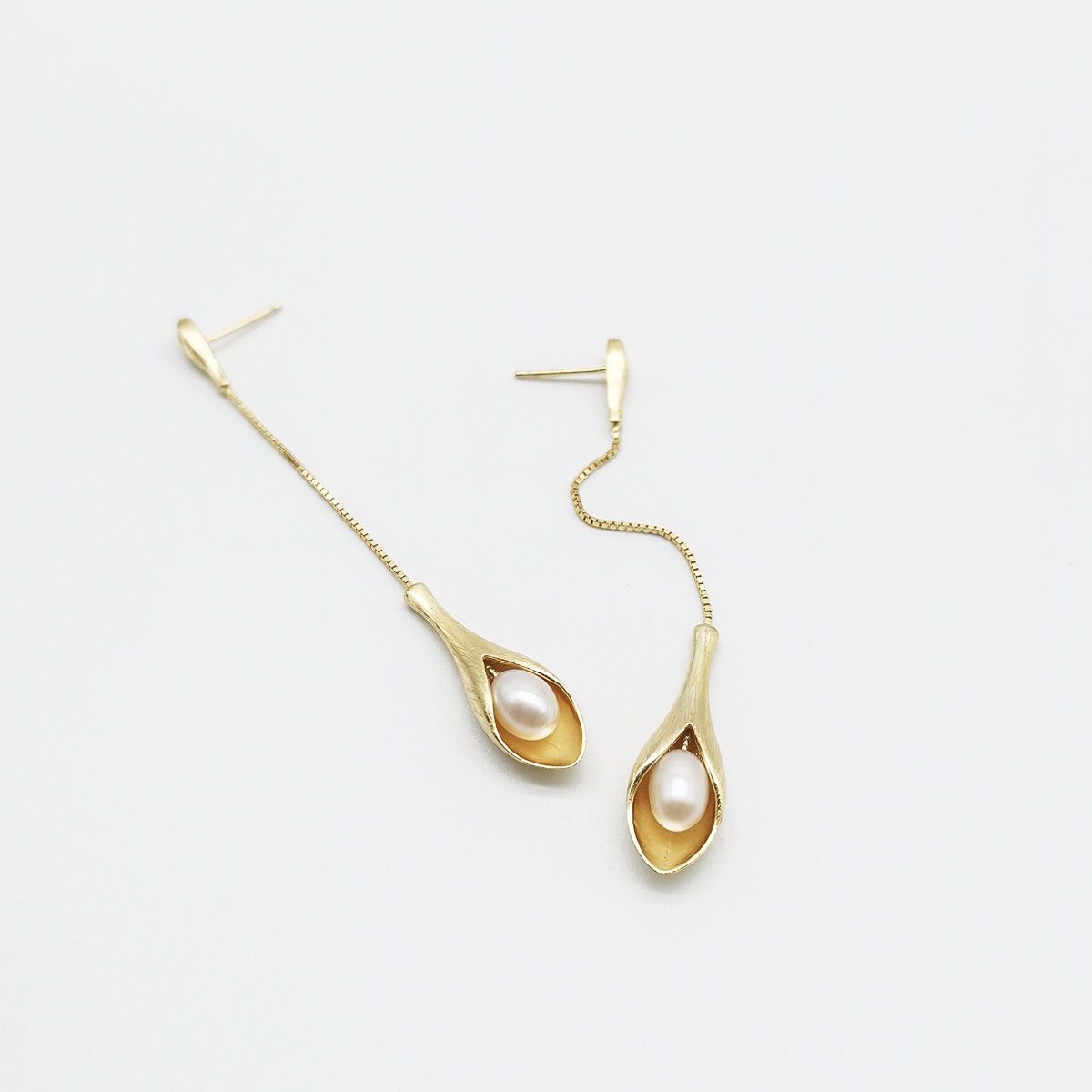 Long Petals Earrings – YiSu Design